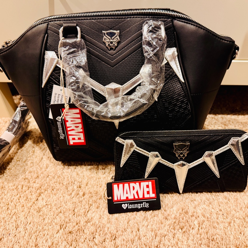 Marvel x Loungefly Black Panther Bag and Wallet Set